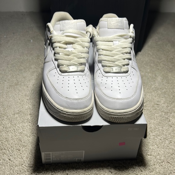 Nike Air Force 1 ‘Triple White’ *Good Condition* Box Included - Picture 1 of 5